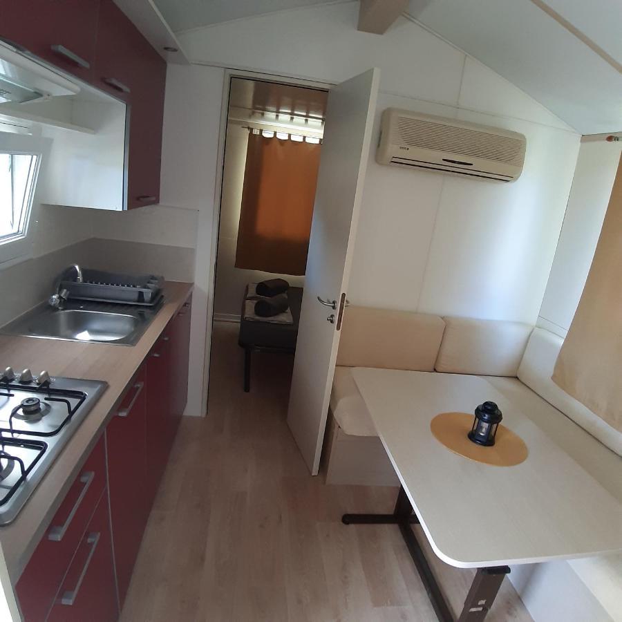 Grand Veles Camp Hotel Banjole Kültér fotó