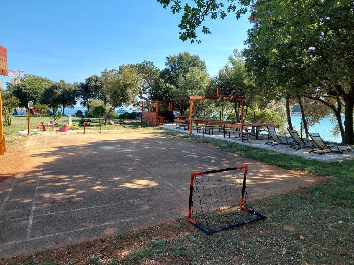 Grand Veles Camp Hotel Banjole Kültér fotó