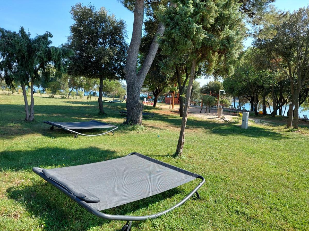 Grand Veles Camp Hotel Banjole Kültér fotó