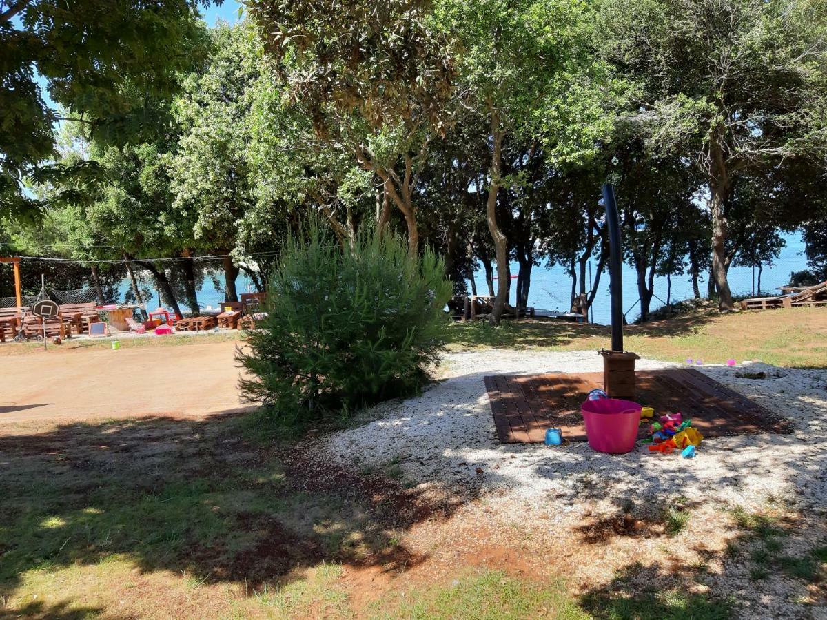 Grand Veles Camp Hotel Banjole Kültér fotó