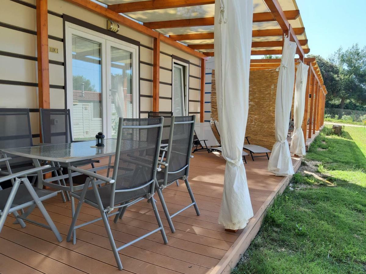 Grand Veles Camp Hotel Banjole Kültér fotó